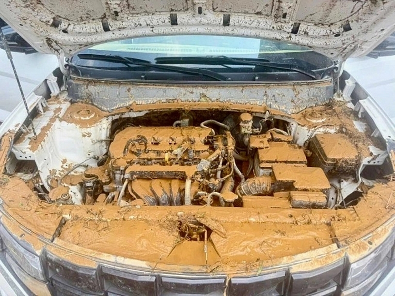 Ôtô ngập qua nóc hỏng những gì? Ôtô ngập qua nóc hỏng những gì?