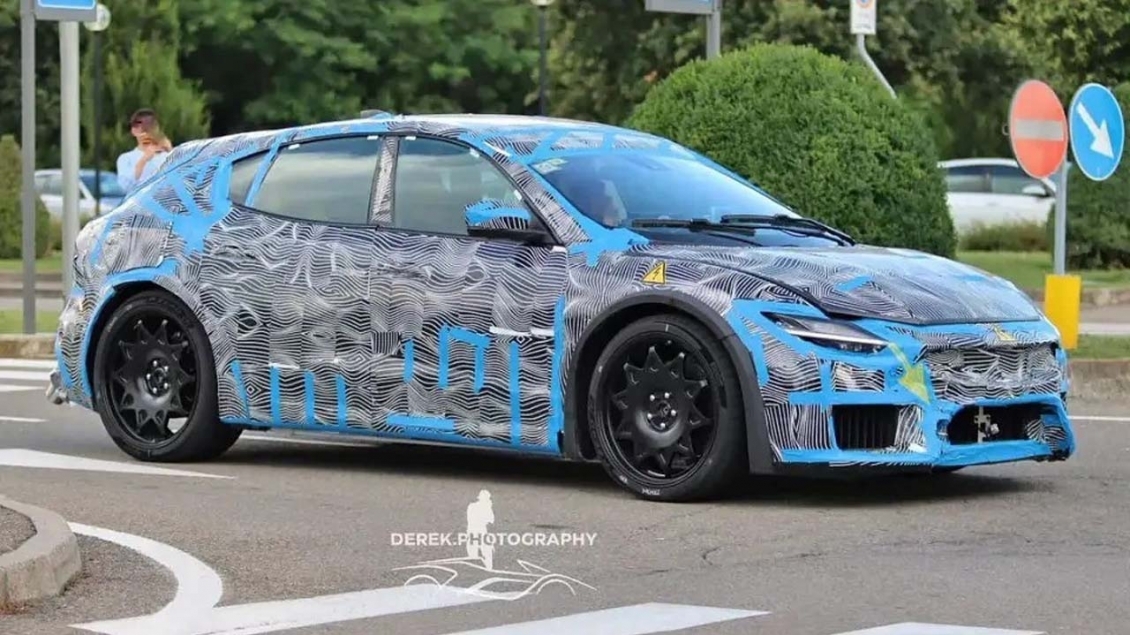 Ferrari công bố thông tin về siêu xe điện đầu tiên