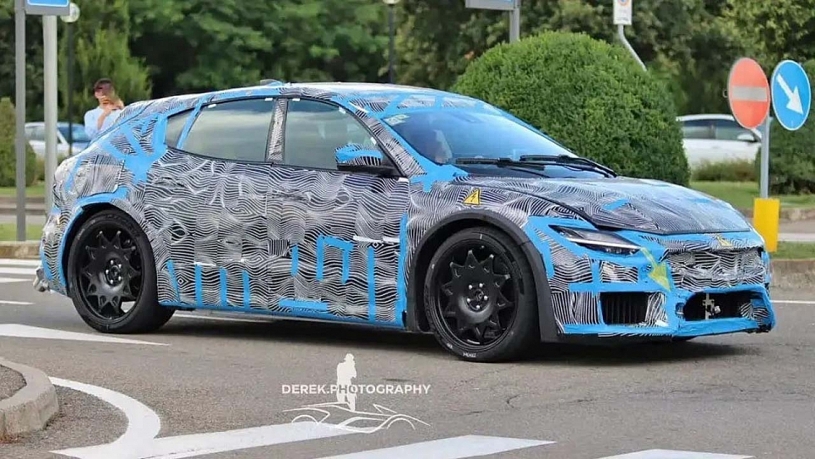 Ferrari công bố thông tin về siêu xe điện đầu tiên