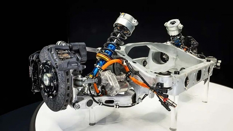 Ferrari công bố thông tin về siêu xe điện đầu tiên