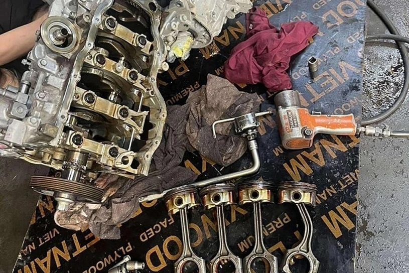 Tốn cả “mớ” tiền sửa xe bị thủy kích, song bán lại vẫn mất giá Tốn cả “mớ” tiền sửa xe bị thủy kích, song bán lại vẫn mất giá