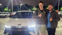 Ô tô điện nằm xưởng 2 tháng không có pin thay, chủ xe chờ trong vô vọng