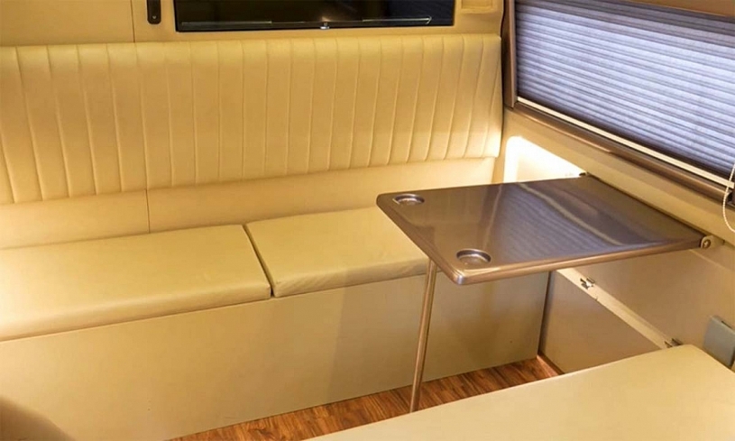 Dịch vụ xe khách hạng sang như ở nhà cho 4-5 người