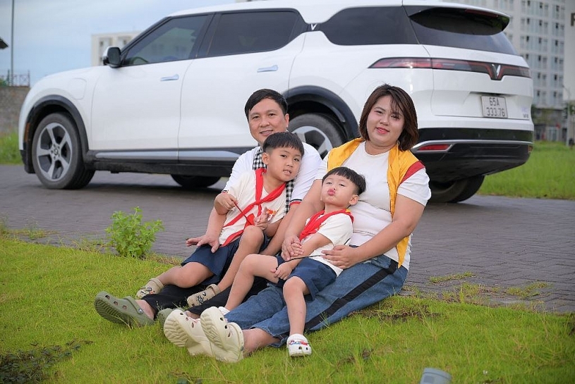 Bác sĩ nha khoa sở hữu VinFast VF 9: “Đi chuyến dài càng cảm nhận rõ ưu điểm của xe”