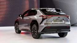 Toyota giới thiệu công nghệ pin với khả năng di chuyển 1.000km, sạc đầy 10 phút