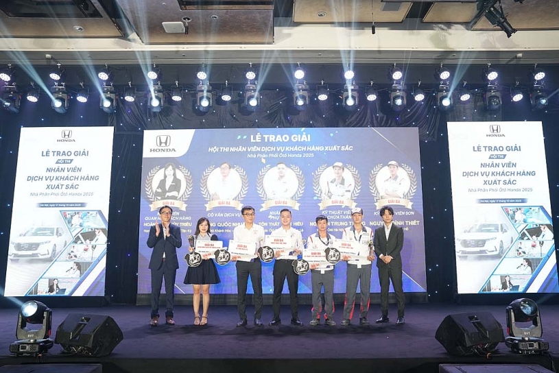 Hơn 800 nhân viên Honda Ôtô tranh tài tìm ra những “ngôi sao dịch vụ” xuất sắc nhất Hơn 800 nhân viên Honda Ôtô tranh tài tìm ra những “ngôi sao dịch vụ” xuất sắc nhất