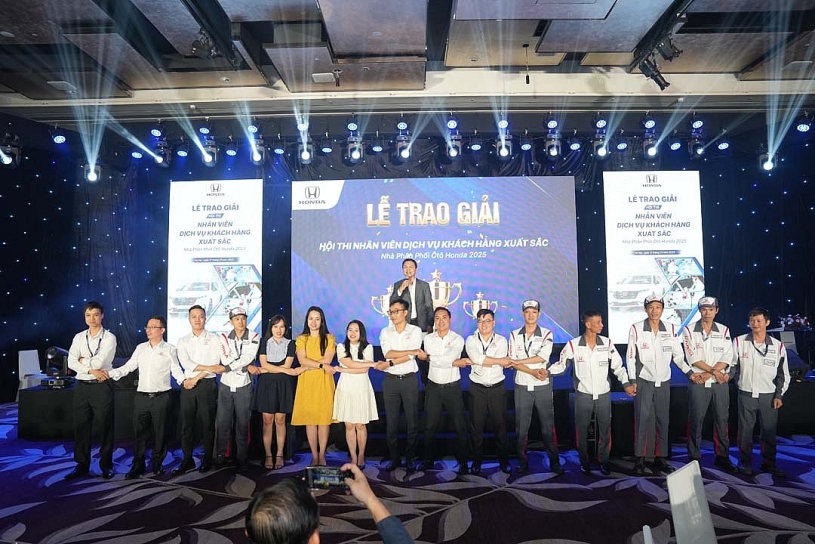Hơn 800 nhân viên Honda Ôtô tranh tài tìm ra những “ngôi sao dịch vụ” xuất sắc nhất Hơn 800 nhân viên Honda Ôtô tranh tài tìm ra những “ngôi sao dịch vụ” xuất sắc nhất