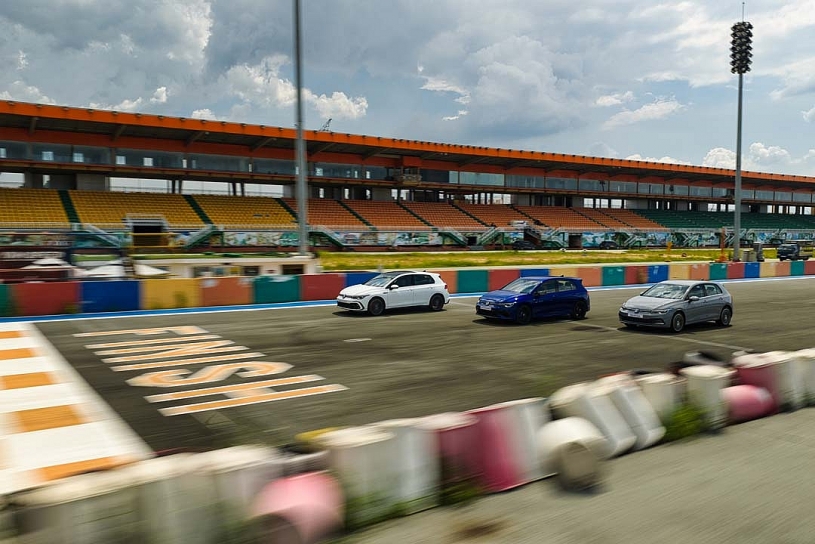 Huyền thoại Volkswagen Golf chính thức trở lại Việt Nam nhân kỷ niệm 50 năm ra đời Huyền thoại Volkswagen Golf chính thức trở lại Việt Nam nhân kỷ niệm 50 năm ra đời