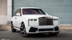 Rolls-Royce Cullinan Black Badge 2025 đầu tiên về Việt Nam