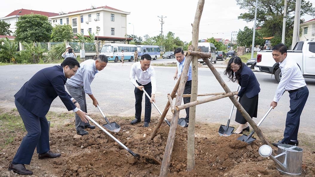 Toyota Việt Nam gieo “mầm xanh” tại Phú Thọ, hướng đến mục tiêu Net Zero 2050