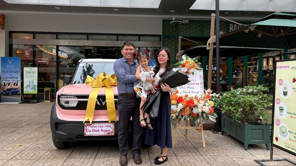 Chủ xe VinFast VF 3: “Chiếc xe thay đổi thói quen di chuyển của cả gia đình”