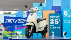 Xe xanh lên ngôi, VinFast Evo Grand Lite chiếm trọn cảm tình của học sinh và phụ huynh