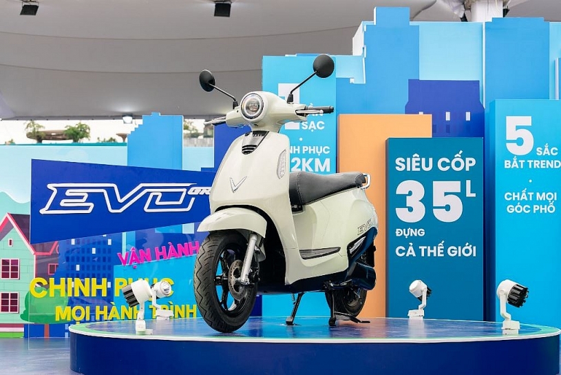 Xe xanh lên ngôi, VinFast Evo Grand Lite chiếm trọn cảm tình của học sinh và phụ huynh Xe xanh lên ngôi, VinFast Evo Grand Lite chiếm trọn cảm tình của học sinh và phụ huynh