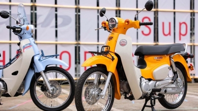 Cận cảnh Honda Super Cub phiên bản giới hạn 500 chiếc vừa trình làng