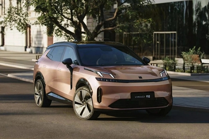 SUV “ăn xăng như ngửi” cạnh tranh Everest giảm giá tới 150 triệu tại đại lý