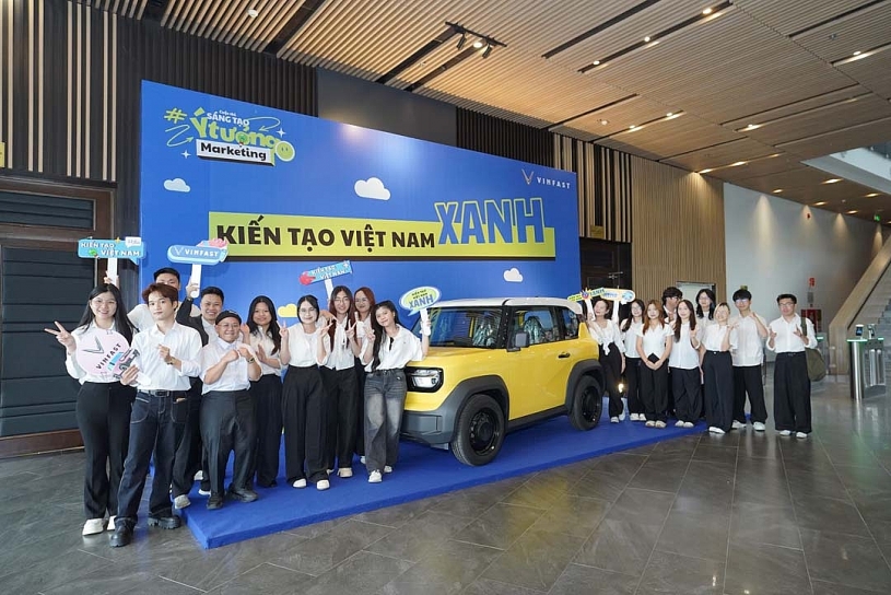 VinFast vinh danh nhà vô địch cuộc thi “Kiến tạo Việt Nam Xanh” VinFast vinh danh nhà vô địch cuộc thi “Kiến tạo Việt Nam Xanh”
