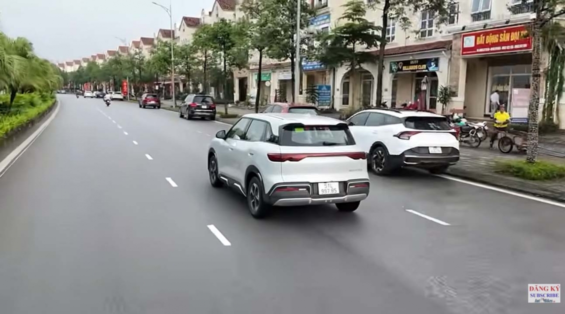 BYD ATTO 2 sạc đầy - chạy kiệt, được bao xa?