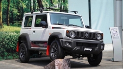 Suzuki Jimny giảm giá kỷ lục gần 100 triệu đồng
