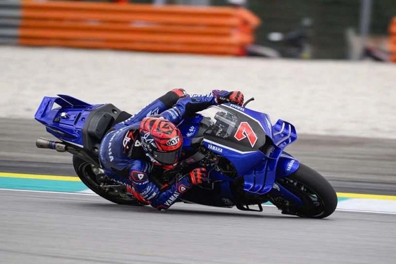 Yamaha YZR-M1 V-Four 2025 ra mắt tại Malaysia: Bước ngoặt mới cho MotoGP Yamaha YZR-M1 V-Four 2025 ra mắt tại Malaysia: Bước ngoặt mới cho MotoGP