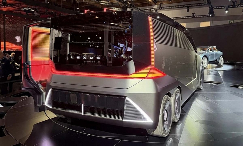 Lexus LS concept - minivan có 6 bánh Lexus LS concept - minivan có 6 bánh