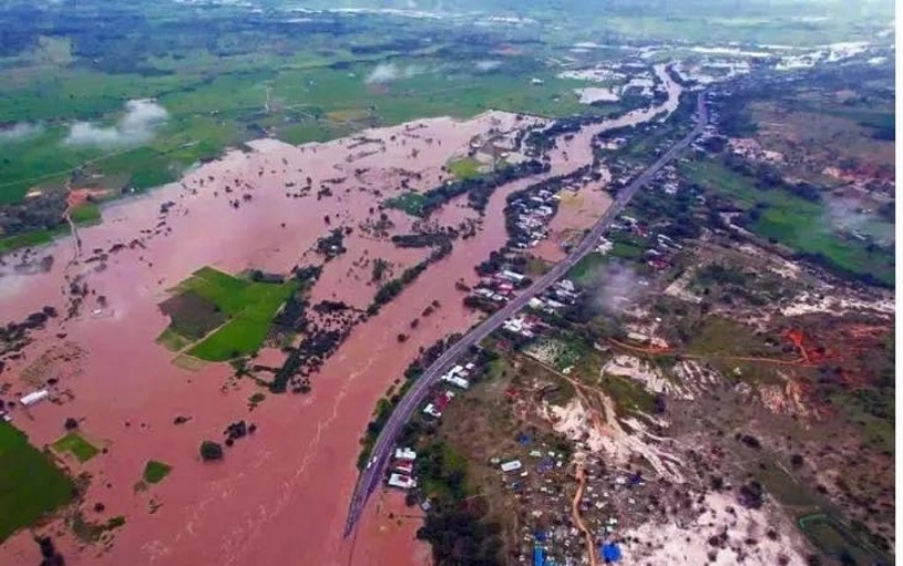 VinFast hỗ trợ khách hàng bị ảnh hưởng mưa lũ tại Huế và Đà Nẵng