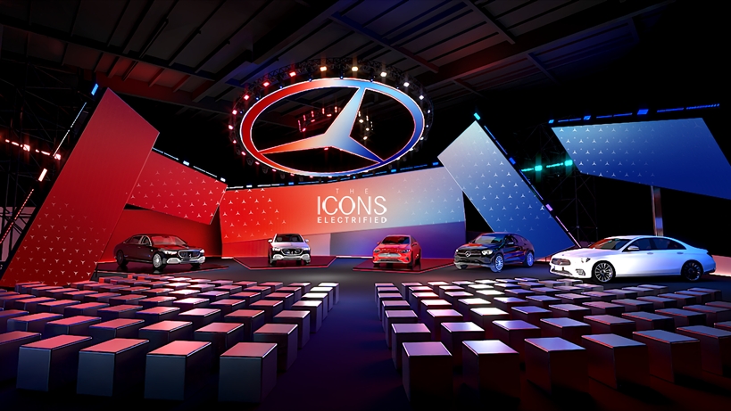 Mercedes-Benz mở triển lãm “The Icons, Electrified” bên sông Sài Gòn