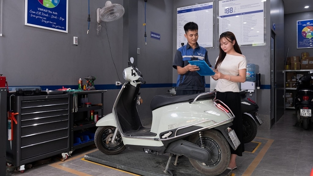 VinFast triển khai chương trình “Kiểm tra xe máy điện miễn phí sau ngập nước”