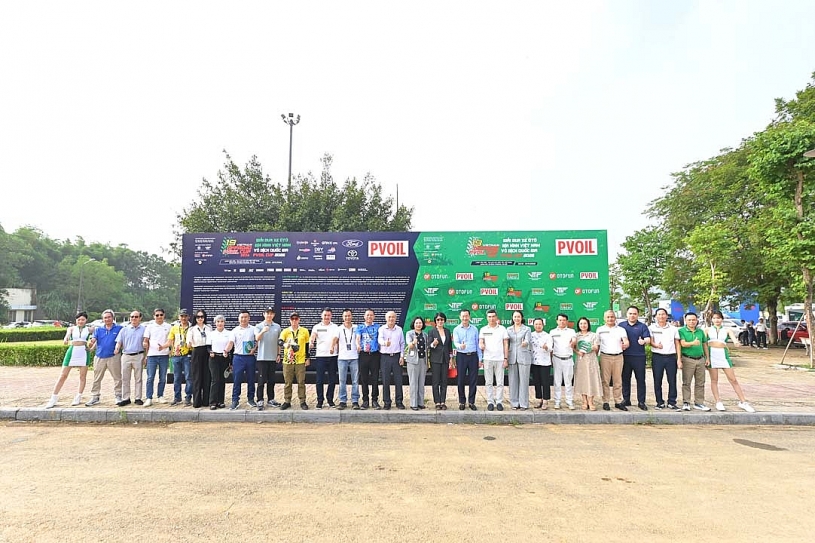 Chính thức khai hỏa PVOIL VOC 2026: Chảo lửa Đồng Mô rực cháy Chính thức khai hỏa PVOIL VOC 2026: Chảo lửa Đồng Mô rực cháy