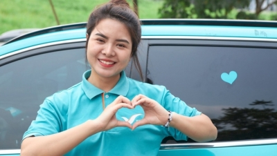 Tự tin cầm lái, nữ tài xế Xanh SM làm chủ tương lai