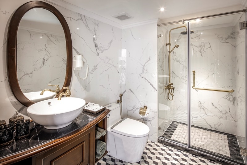 ha thuy du thuyen lon nhat vinh ha long