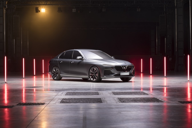 VinFast đồng loạt ra mắt 3 ô tô mới tại Hà Nội vinfast dong loat ra mat 3 o to moi tai ha noi