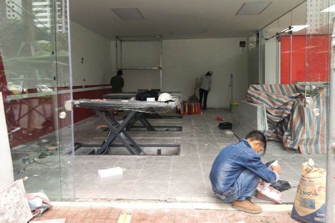 nhung chiec vinfast klara dau tien da xuat hien tai dai ly o ha noi