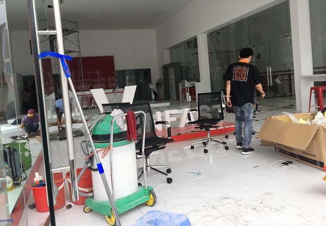 nhung chiec vinfast klara dau tien da xuat hien tai dai ly o ha noi