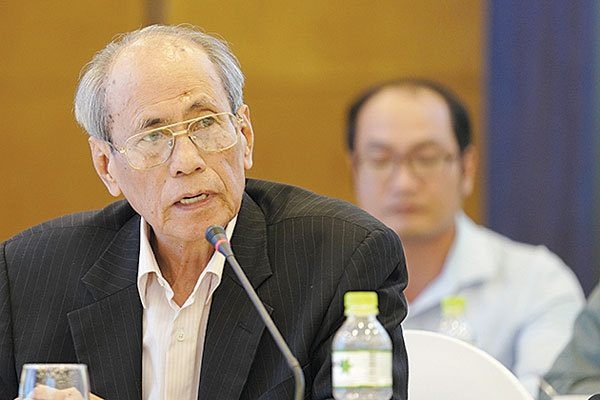 cac chuyen gia hien ke phat trien xe dien de cai thien moi truong