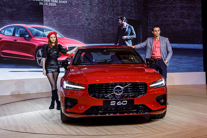 Chi tiết Volvo S60 R-Design 2021 giá 1,7 tỷ đồng