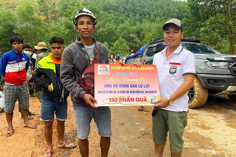 Bén duyên xe bán tải, gần 70 tài xế chung tay giúp sức cộng đồng