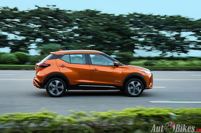 Đánh giá nhanh Nissan Kicks: Lái êm, mượt như VF e34