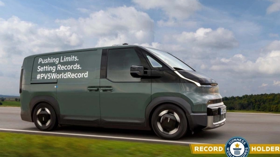 Xe điện đi được quãng đường gấp đôi quảng cáo