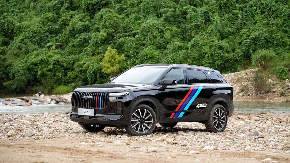 Jaecoo J7 bản dẫn động 4 bánh giá 849 triệu đồng