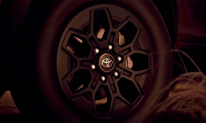 Toyota Hilux 2026 lộ thiết kế trước khi ra mắt Toyota Hilux 2026 lộ thiết kế trước khi ra mắt