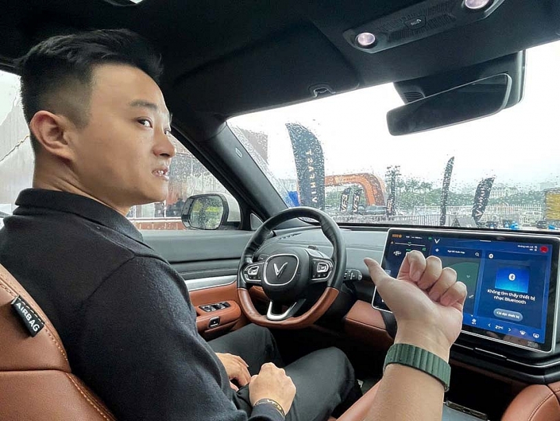 Doanh nhân Hà Nội nói về VinFast VF 9: Sang trọng, đẳng cấp và quá hời về chi phí