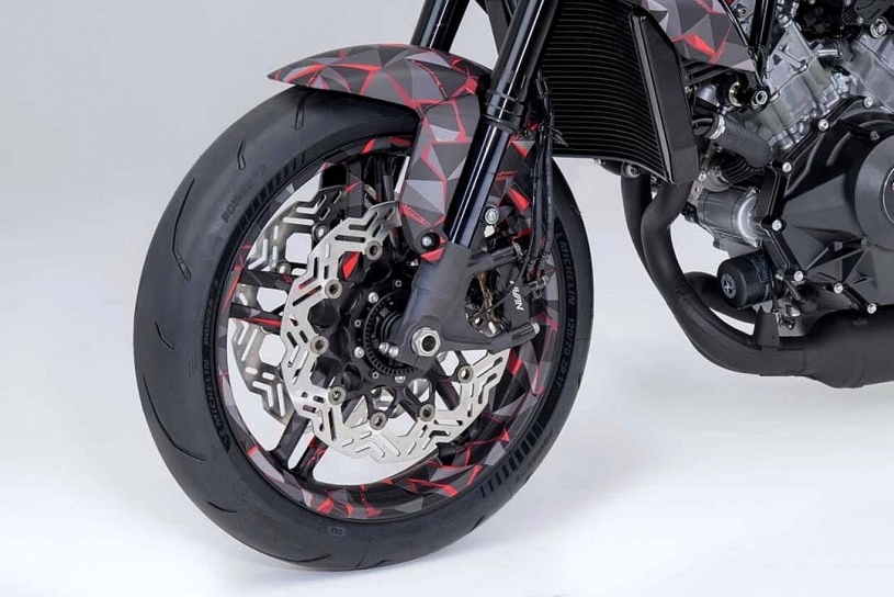 Honda ra mắt mô tô đầu tiên trên thế giới có công nghệ siêu nạp bằng điện Honda ra mắt mô tô đầu tiên trên thế giới có công nghệ siêu nạp bằng điện