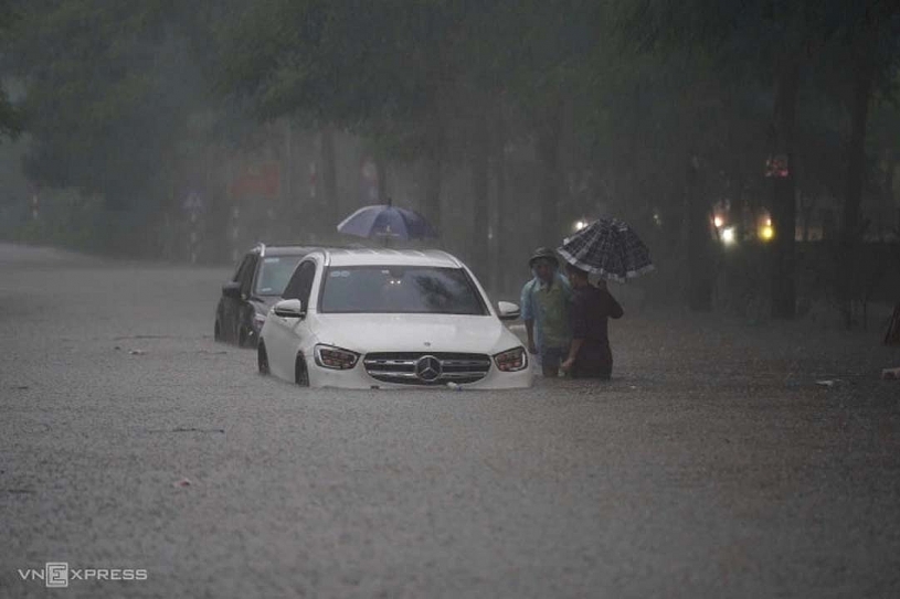 Những thứ âm thầm phá xe sau bão dễ bị bỏ qua Những thứ âm thầm phá xe sau bão dễ bị bỏ qua