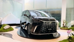 Toyota công bố doanh số tháng 11 và chương trình ưu đãi cuối năm