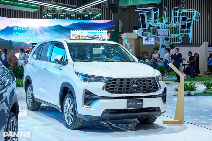 Lắp ráp xe hybrid ở Việt Nam: Rót trăm triệu USD, khách hàng hưởng lợi kép