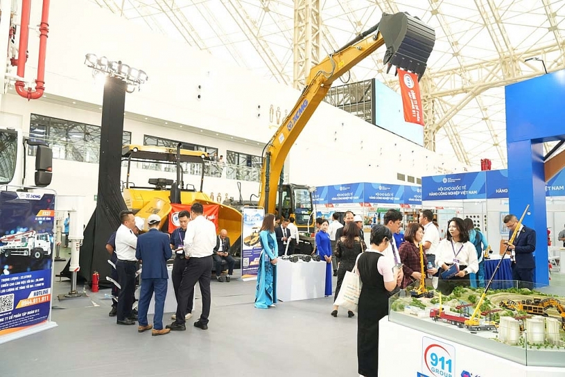 Tuần lễ Công nghiệp và Công nghệ Việt Nam 2025: Hội tụ tri thức, kết nối công nghệ, kiến tạo tương lai bền vững Tuần lễ Công nghiệp và Công nghệ Việt Nam 2025: Hội tụ tri thức, kết nối công nghệ, kiến tạo tương lai bền vững