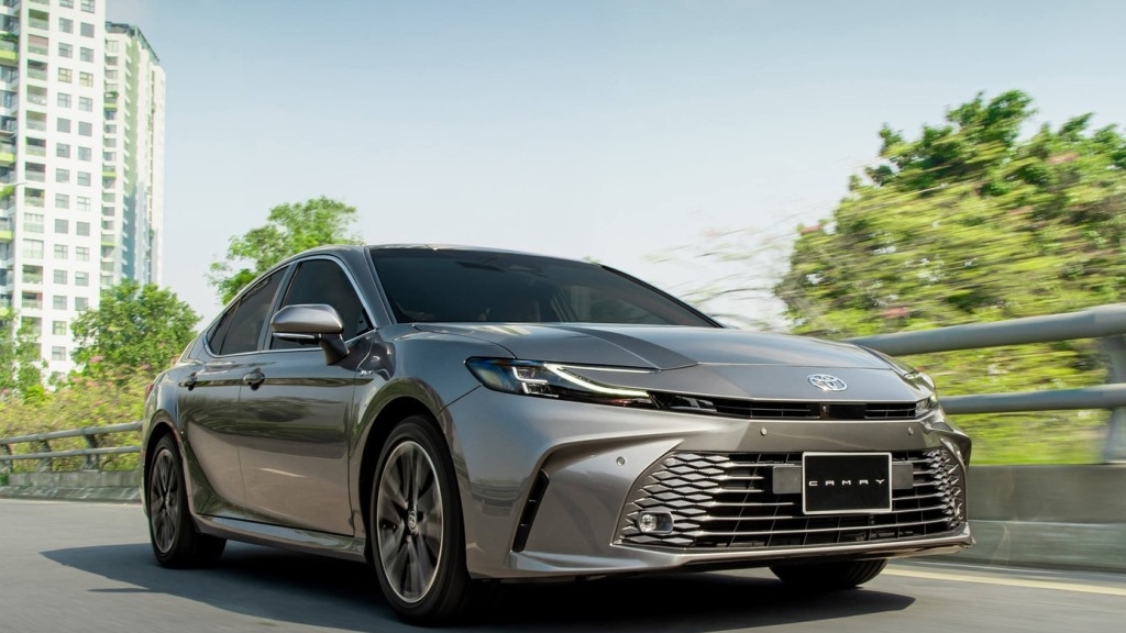 Toyota kéo dài vòng đời của loạt xe chủ lực