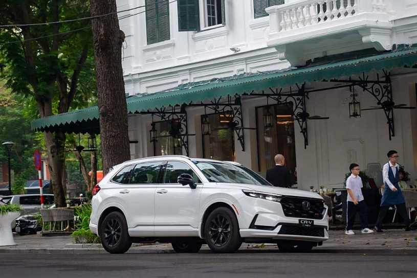 Honda CR-V e:HEV bản nâng cấp ra mắt đầu 2026: Thêm phiên bản mới, nâng trải nghiệm người dùng