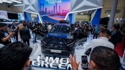 VinFast trưng bày 2 mẫu xe mới tại triển lãm Gaikindo Jakarta AutoShow 2025