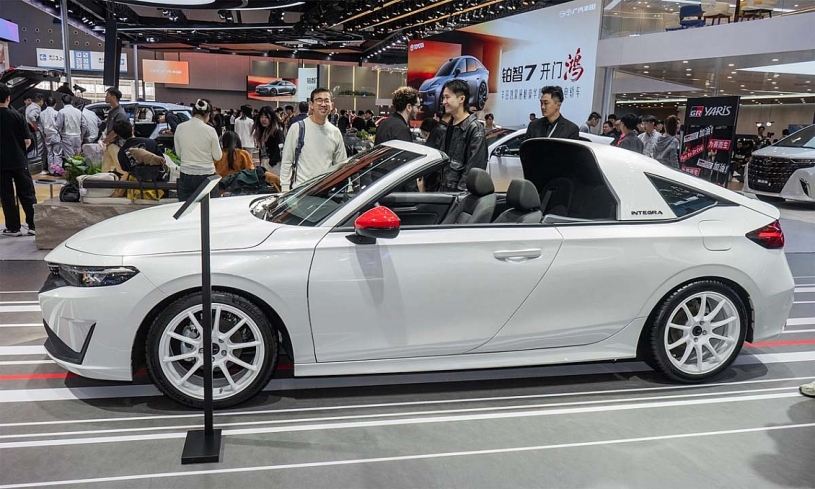 Honda Integra Hatchback - xe mui trần hai cửa